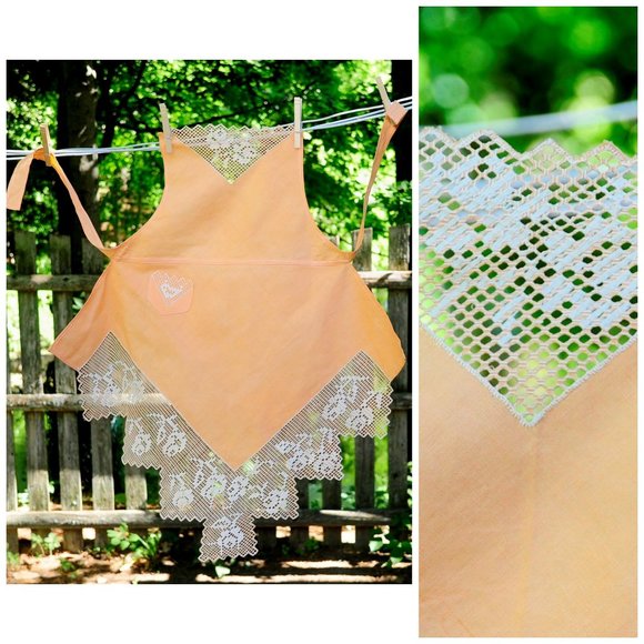 Vintage Other - VTG Peach Cotton Bib Apron Lace Trim PIN-ON Style